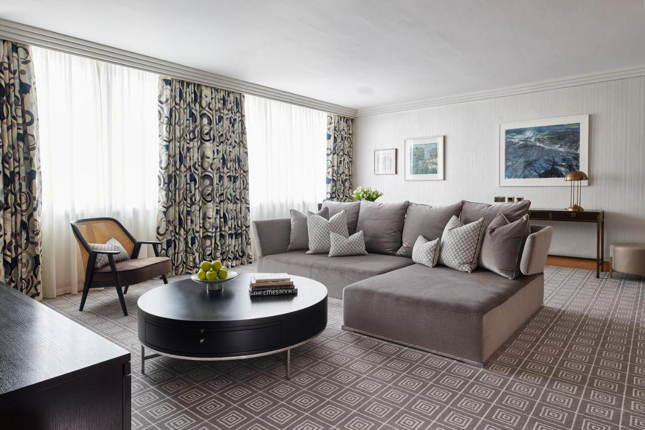 Suite de Luxo com Cama King-size
