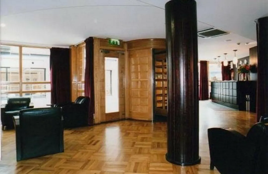 Paramount Hotel-1