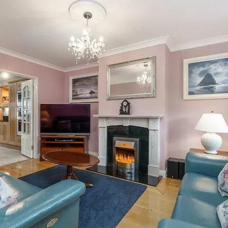 Beaumont Guesthouse-2