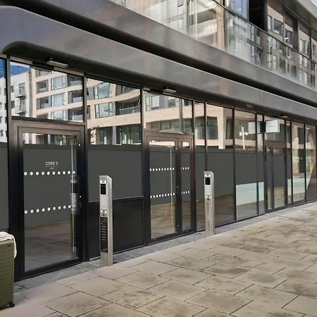Sonder By Marriott Bonvoy Britain Quay Apartments Grand Canal Square-3