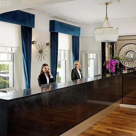 The Sandymount Hotel-2