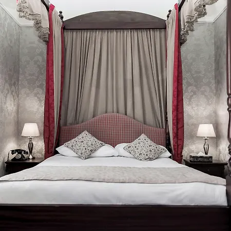 Butlers Townhouse-2