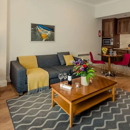 Premier Suites Dublin-3